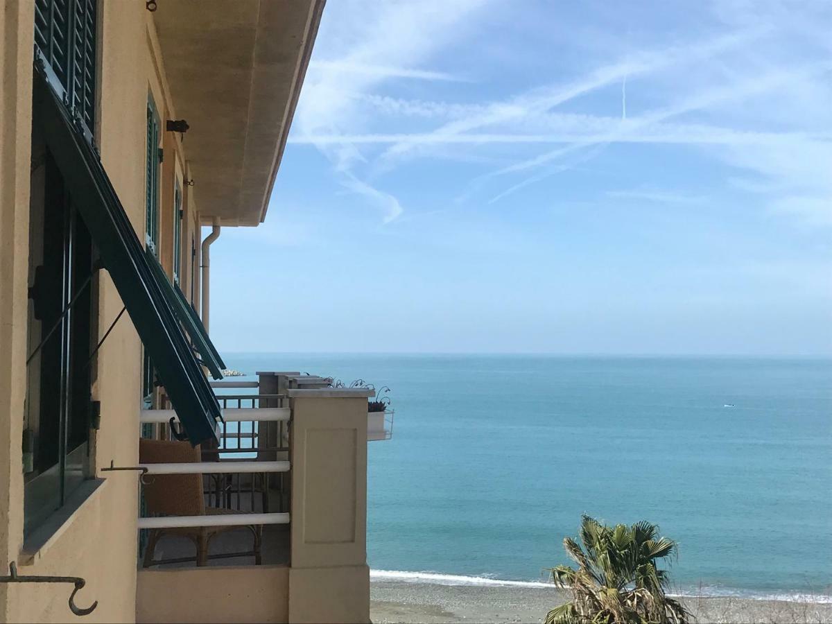 Albergo Celeste Σέστρι Λεβάντε Εξωτερικό φωτογραφία