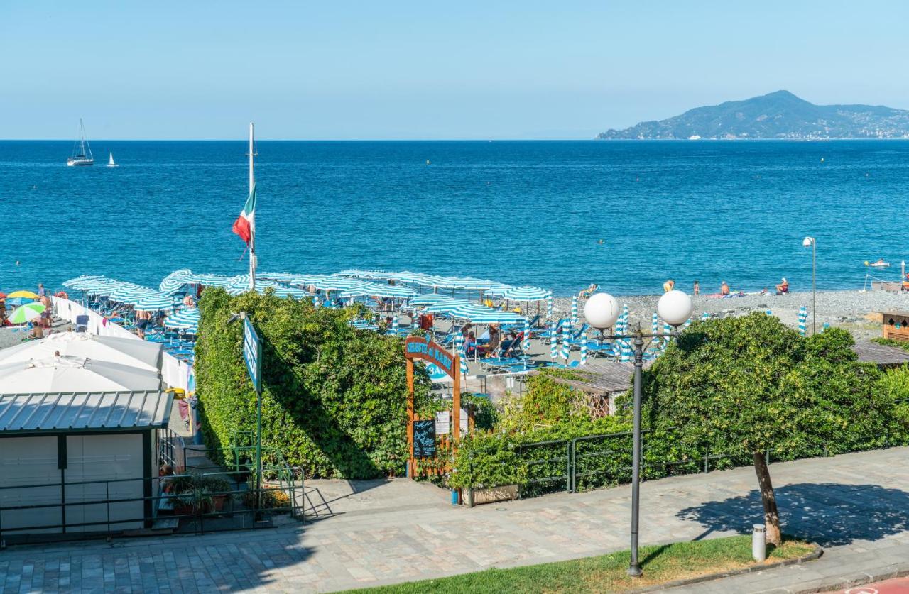 Albergo Celeste Σέστρι Λεβάντε Εξωτερικό φωτογραφία